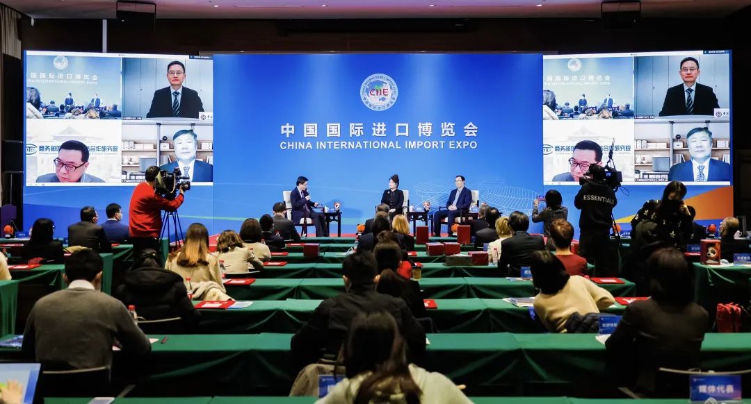 恒行6受邀出席RCEP&CIIE 2022年进博会新年交流会